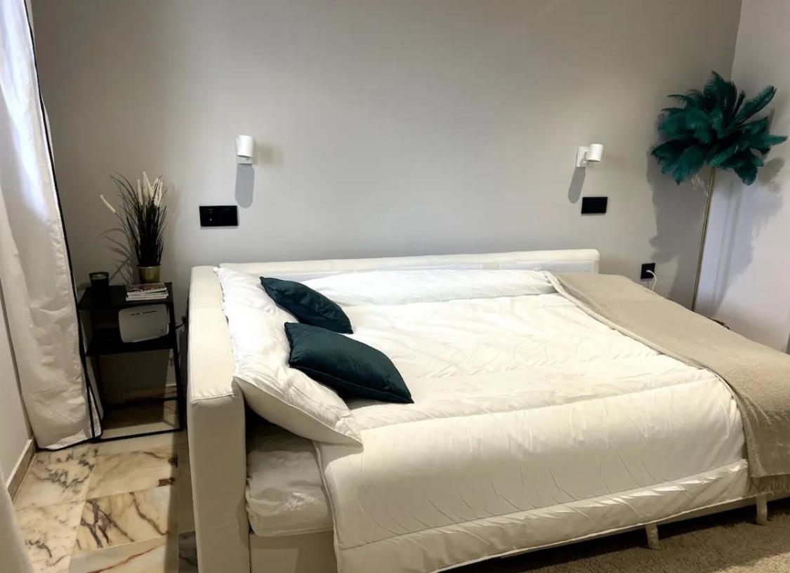 Apartamento A 8Km Sevilla Centro บาเลนกินา เด ลา กอนเซปซิออน ภายนอก รูปภาพ